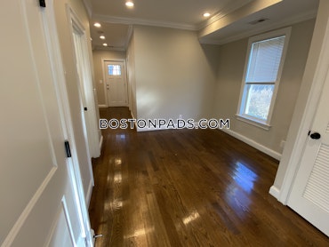 Boston - 2 Beds, 1 Baths