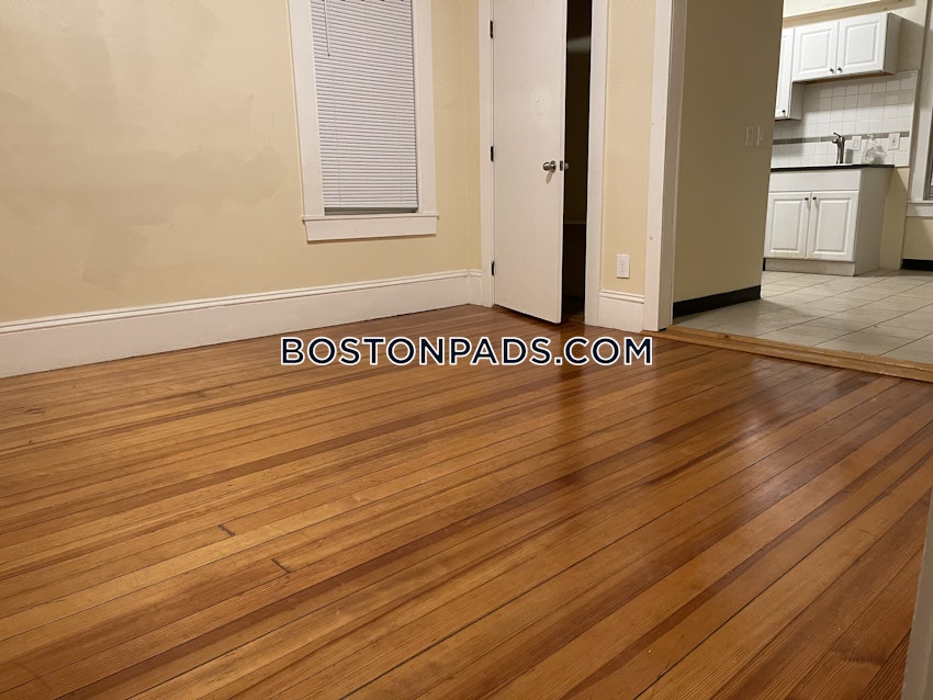 MEDFORD - MAGOUN SQUARE - 2 Beds, 1 Bath - Image 20