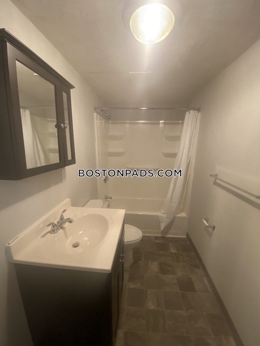 BOSTON - DORCHESTER - UPHAMS CORNER - 4 Beds, 2 Baths - Image 40