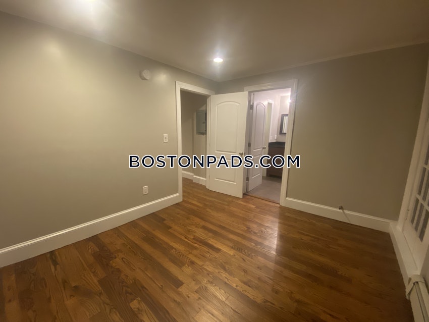 BOSTON - BAY VILLAGE - 1 Bed, 1 Bath - Image 24