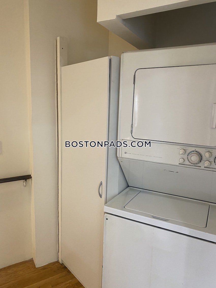 BOSTON - MISSION HILL - 2 Beds, 1.5 Baths - Image 30