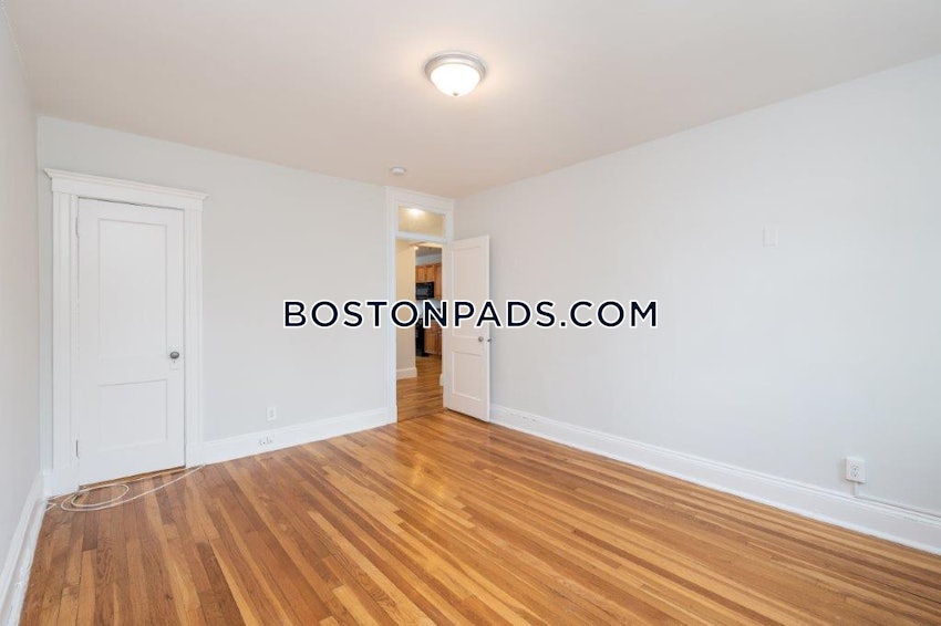 BOSTON - BRIGHTON - CLEVELAND CIRCLE - 1 Bed, 1 Bath - Image 16