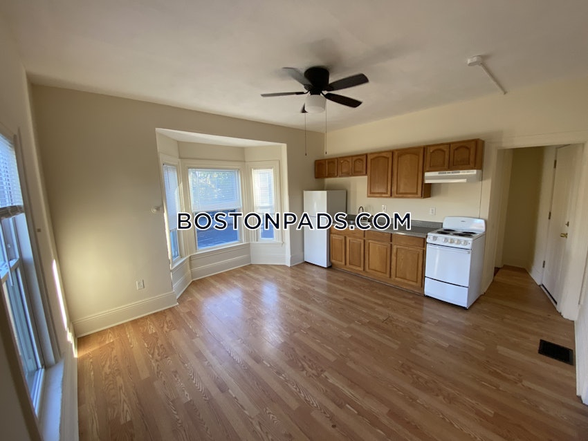 QUINCY - QUINCY CENTER - 1 Bed, 1 Bath - Image 12