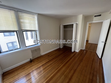 Boston - 3 Beds, 1.5 Baths