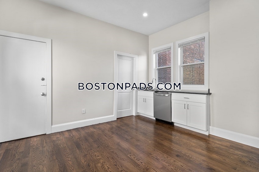 BOSTON - SOUTH BOSTON - THOMAS PARK - 4 Beds, 1.5 Baths - Image 10