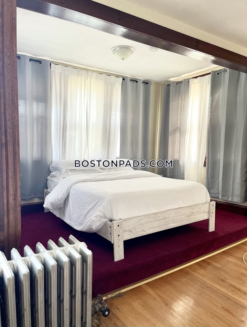 BOSTON - MATTAPAN - 3 Beds, 1 Bath - Image 6