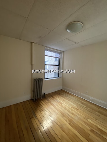 Boston - 2 Beds, 1 Baths