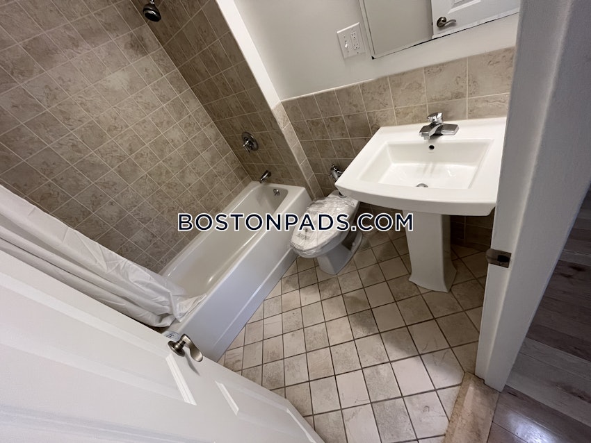 BOSTON - ALLSTON/BRIGHTON BORDER - 2 Beds, 1 Bath - Image 5