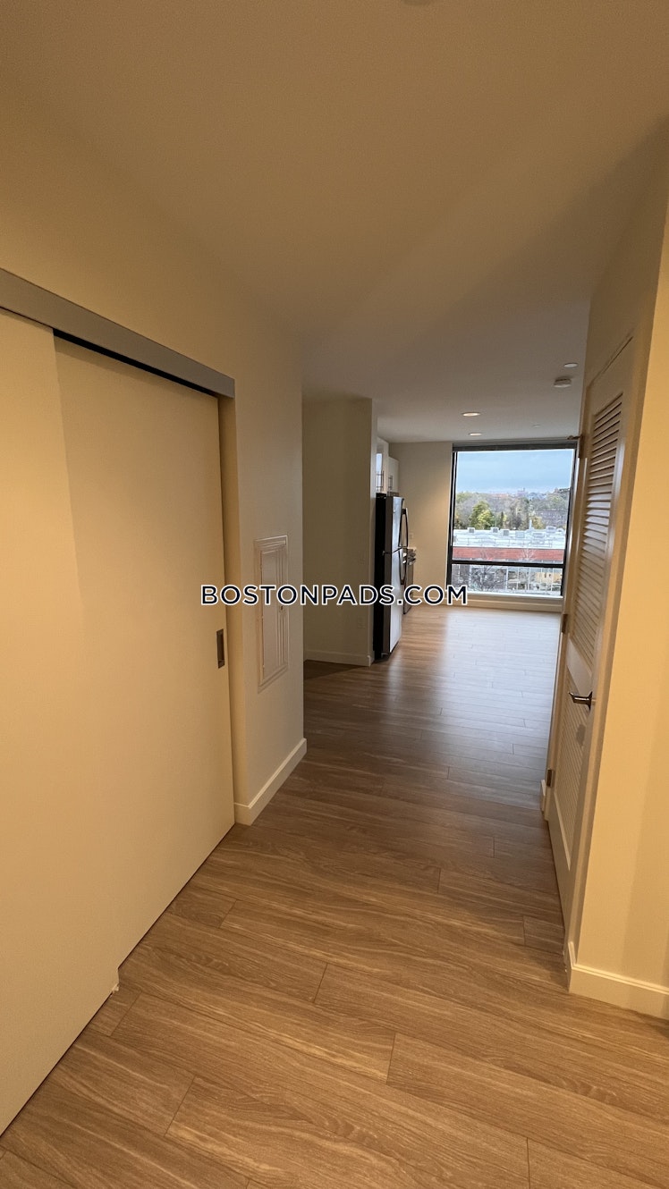 Western Ave., Boston