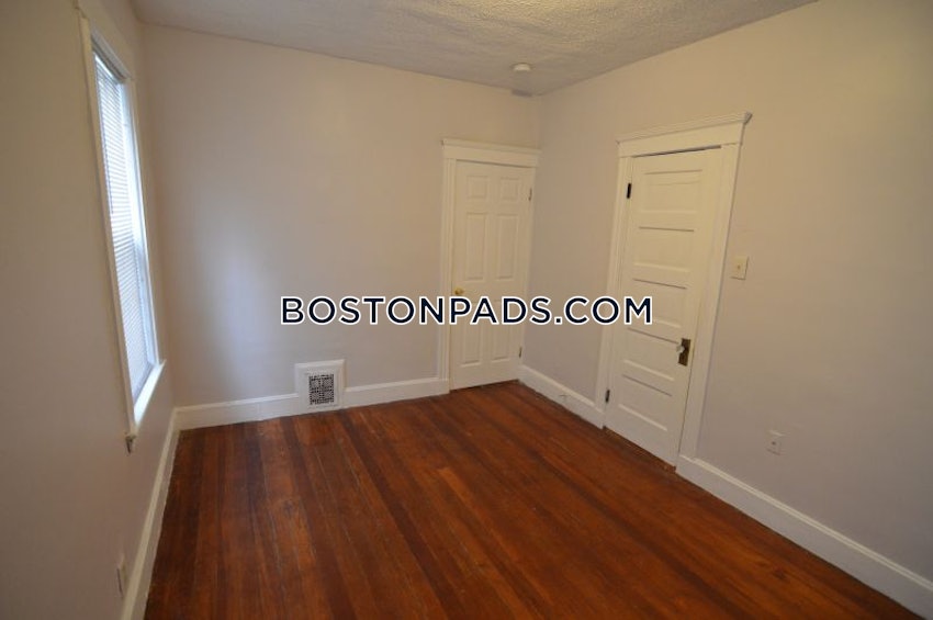 BOSTON - DORCHESTER - ASHMONT - 3 Beds, 1 Bath - Image 4