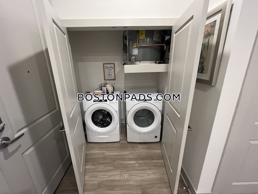 Wellesley - $3,759+ /month