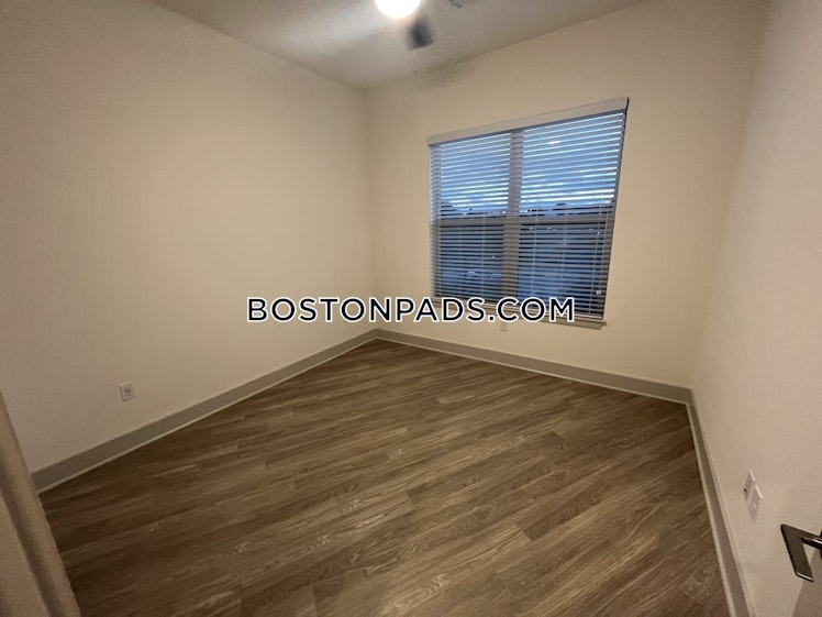 William St., Wellesley