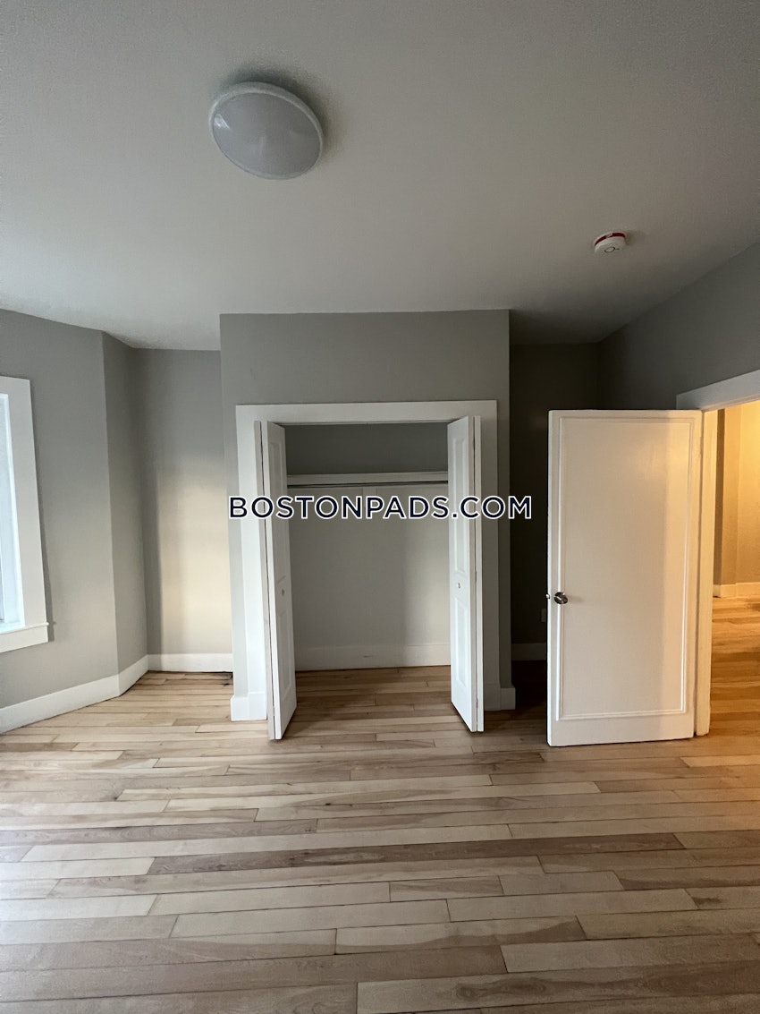 BOSTON - ALLSTON - 4 Beds, 2 Baths - Image 23