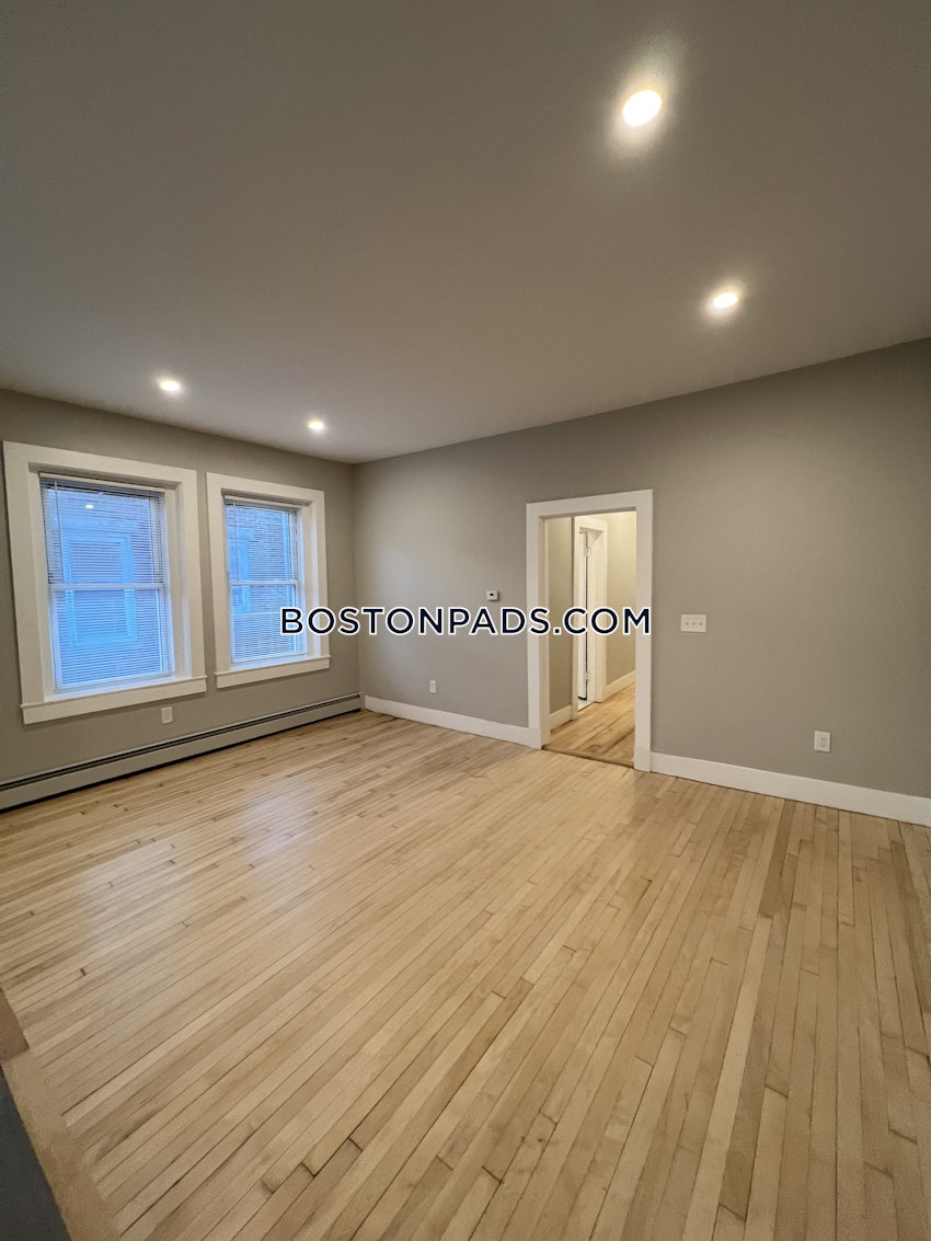 BOSTON - ALLSTON - 4 Beds, 2 Baths - Image 8