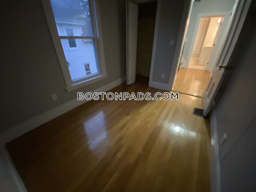 Boston - 5 Beds, 2 Baths