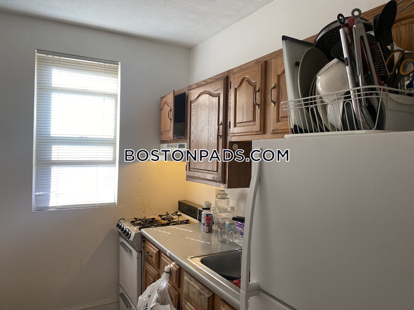 Boston - $2,200+ /month