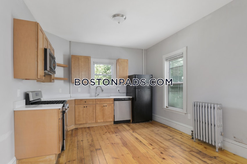 SOMERVILLE - UNION SQUARE - 3 Beds, 1 Bath - Image 5