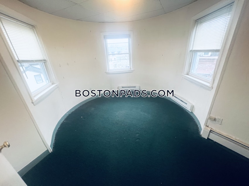 BOSTON - EAST BOSTON - CENTRAL SQ PARK - 1 Bed, 1 Bath - Image 4