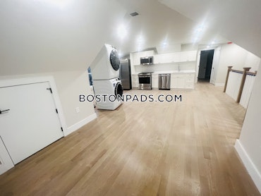 Boston - 3 Beds, 2 Baths