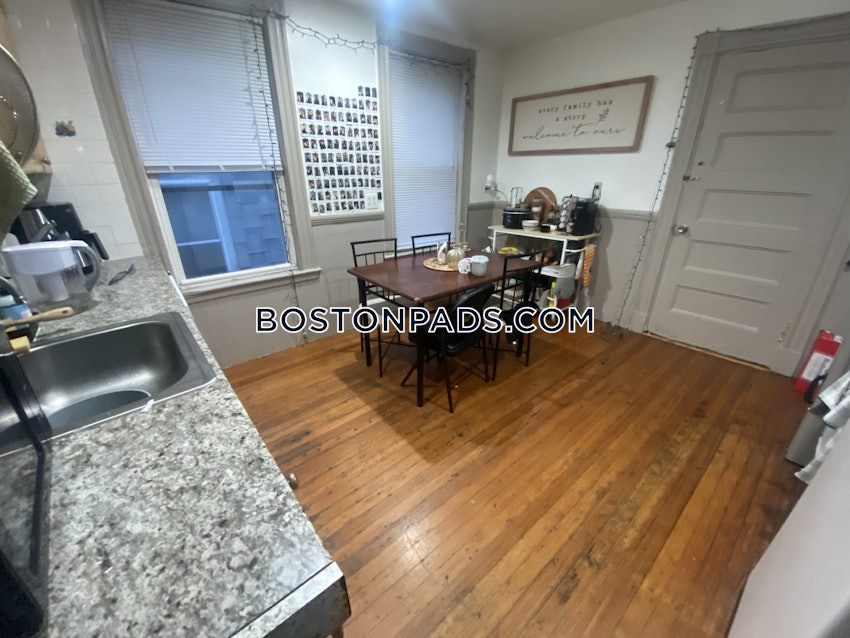 BOSTON - MISSION HILL - 4 Beds, 1 Bath - Image 2