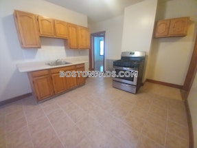 Dorchester 3 Beds 1 Bath Boston - $3,418 No Fee