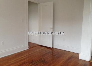 Boston - 1 Beds, 1 Baths