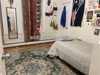 Sewall St. Roxbury Crossing