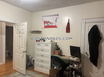 Sewall St. Roxbury Crossing