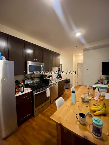 Boston - 3 Beds, 2 Baths