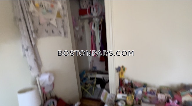 Boston - $2,725+ /mo