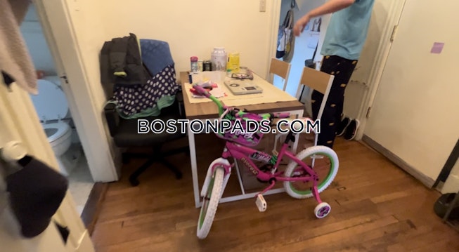 Boston - $2,725+ /mo