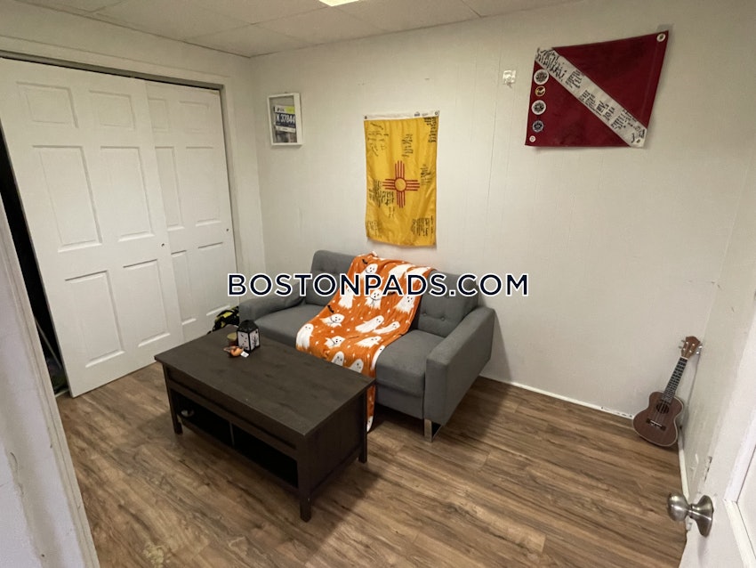 BOSTON - DORCHESTER/SOUTH BOSTON BORDER - 2 Beds, 1 Bath - Image 39