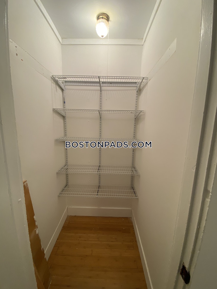 SOMERVILLE - DAVIS SQUARE - 2 Beds, 1 Bath - Image 18