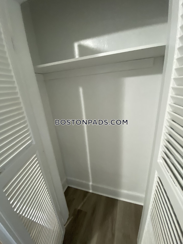 Swetts Ct., Watertown