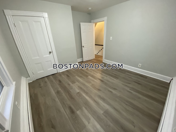 Swetts Ct., Watertown