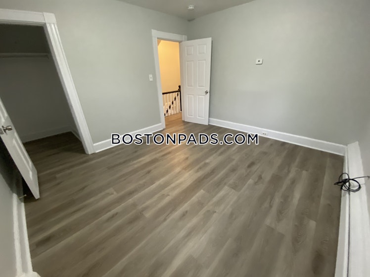 Swetts Ct., Watertown