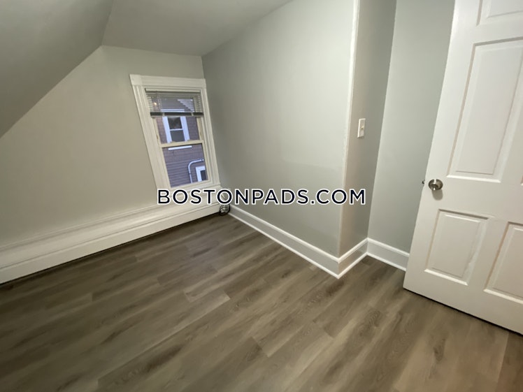 Swetts Ct., Watertown