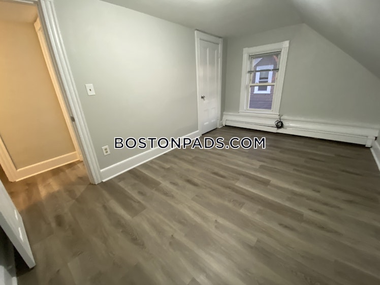 Swetts Ct., Watertown