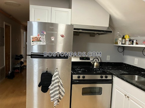 Commonwealth Ave. Boston photo 3