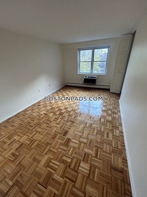 Freeman St. Brookline photo 10