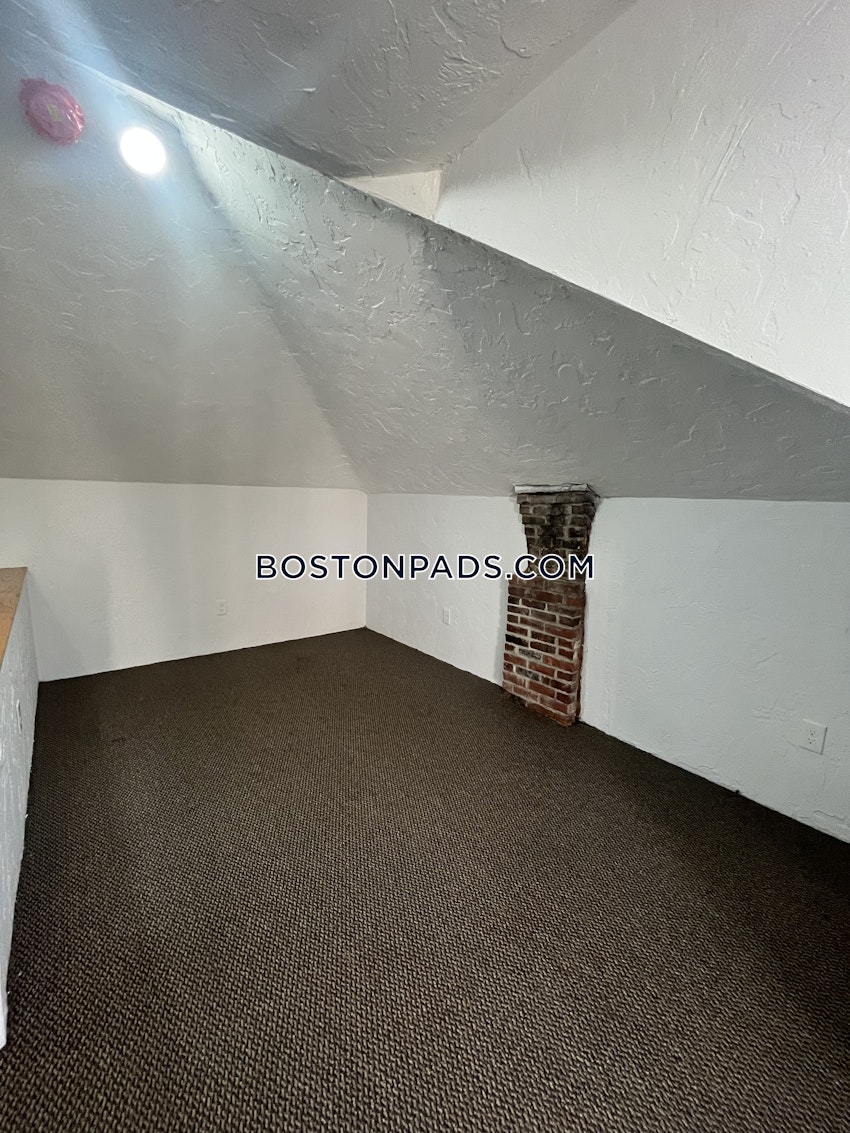 BOSTON - BRIGHTON- WASHINGTON ST./ ALLSTON ST. - 5 Beds, 2 Baths - Image 10