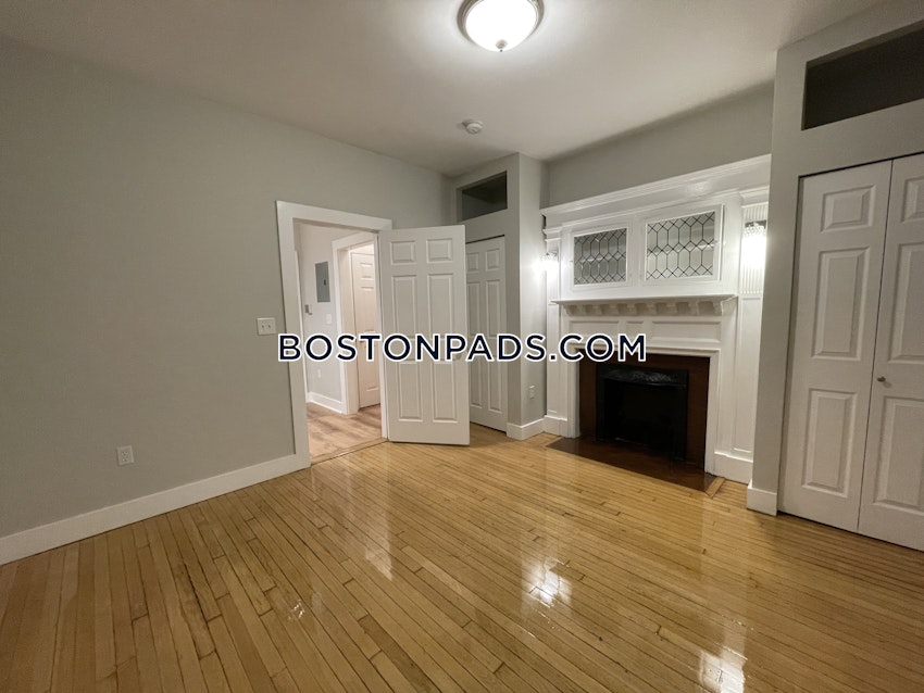 BOSTON - ALLSTON - 5 Beds, 2 Baths - Image 62