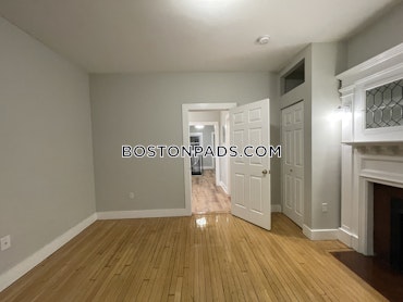 Boston - 5 Beds, 2 Baths