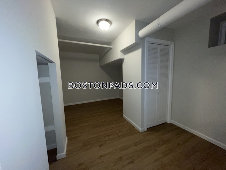 Farrington Ave., Boston