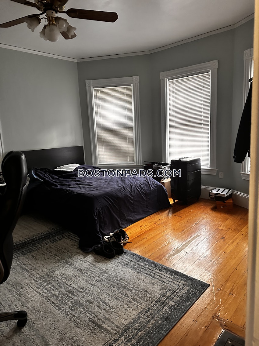 BOSTON - MISSION HILL - 3 Beds, 1 Bath - Image 20