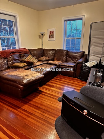 Fisher Ave. Roxbury Crossing