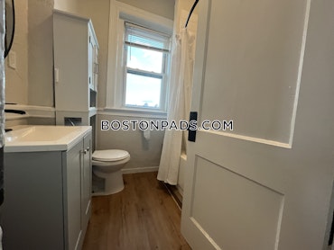 Boston - 4 Beds, 1 Baths