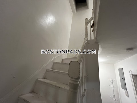 Hillside St. Boston photo 17