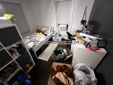 Hillside St. Boston photo 15