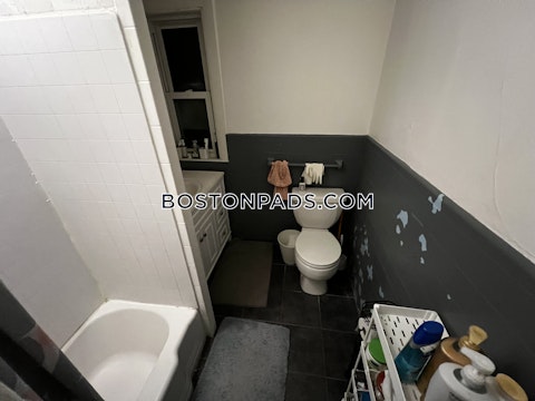 Hillside St. Boston photo 42